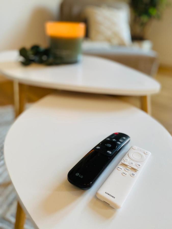 Home Cinema - Balcony - Wi-Fi & Streams ماغديبورغ المظهر الخارجي الصورة